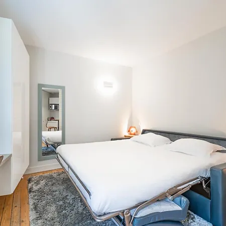 Superbes - Place Des Quinconces *